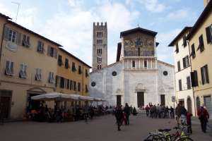 Xtrallusion photo gallery of Italy. Photos, pictures, images and photographs of the Italian Rivieras, the Italian Lakes, the Italian Alps, the Cinque Terre, the Amalfi coast and some of the most beautiful corners of Italy. Plus photos of Italian cities such as Pisa, Milan, Genoa and Rome.